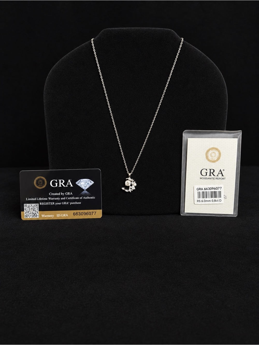GRA Certified 0.8CT Moissanite Crescent Moon Pendant Necklace